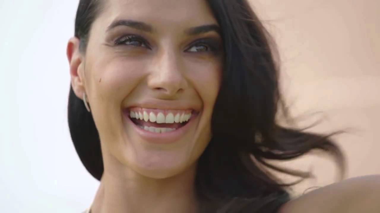Vertu New Signature Touch Commercial