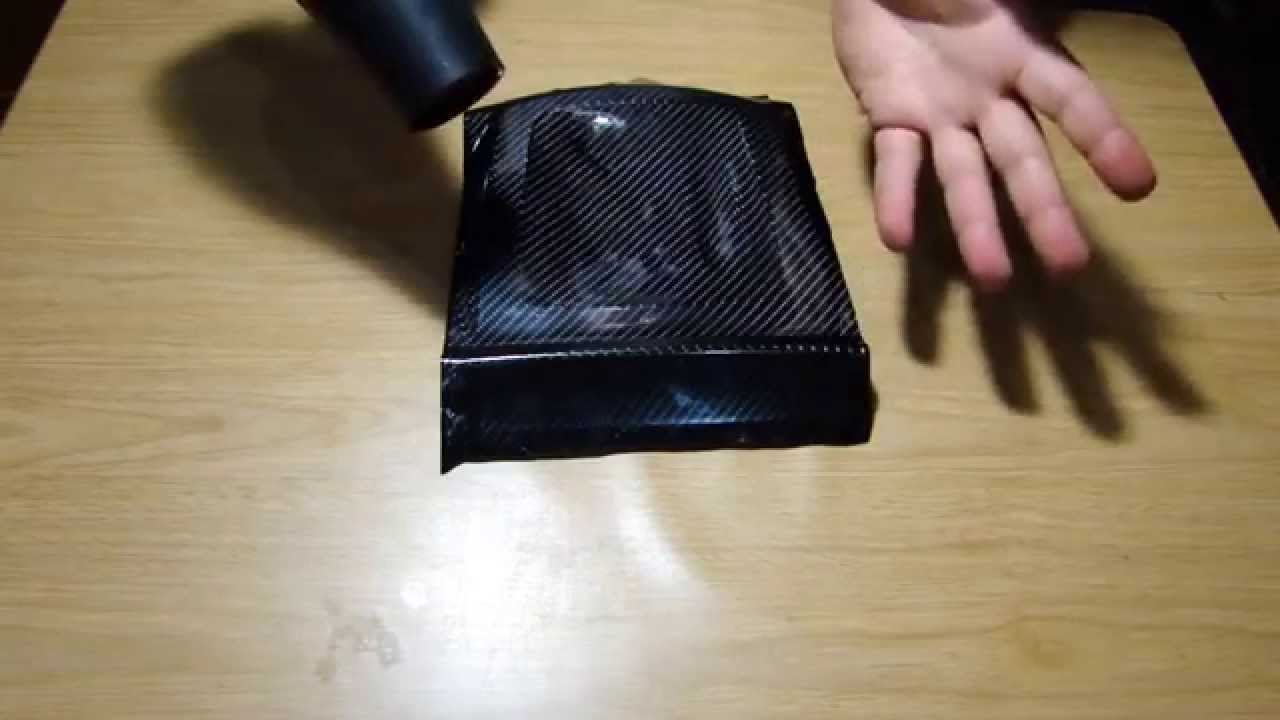 Como aplicar vinilo de fibra de carbono