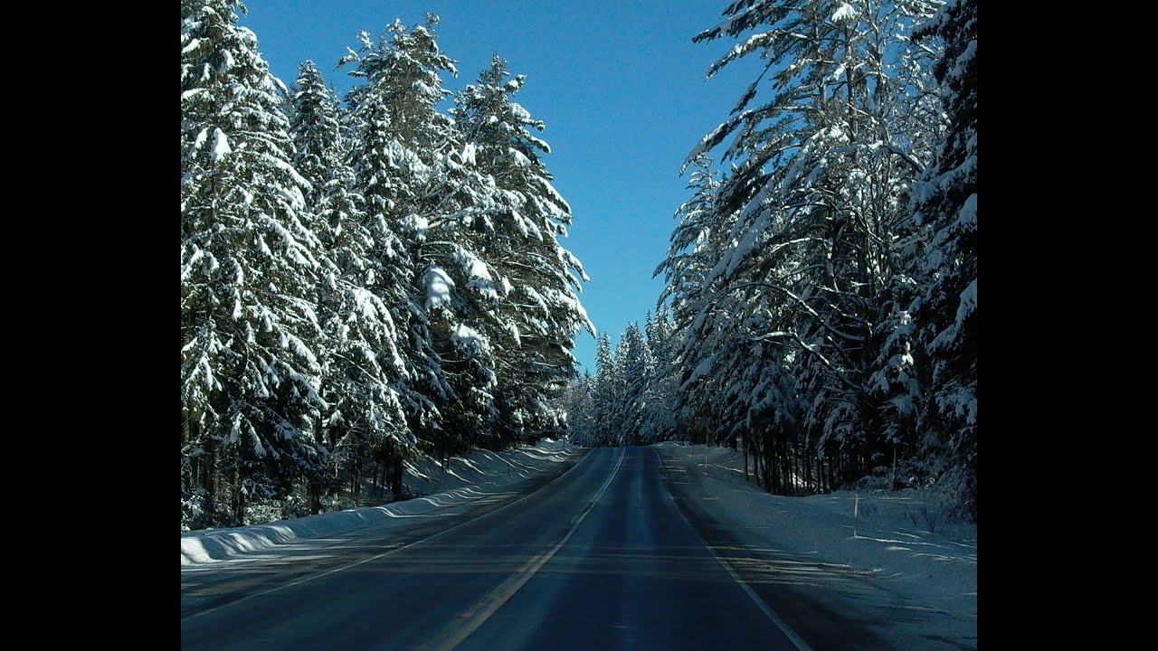 Driving Kancamagus Scenic Byway Highway