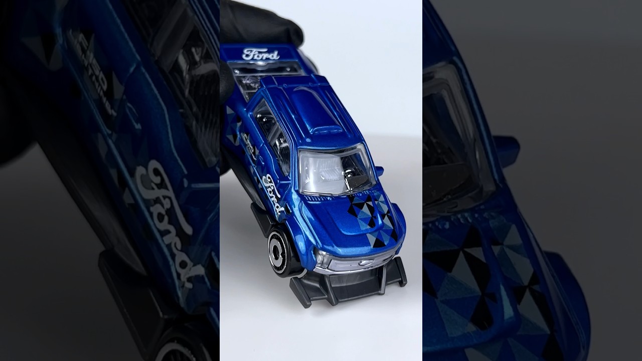 Heavily modified! Ford F-150 Lightning! #hotwheels #ford