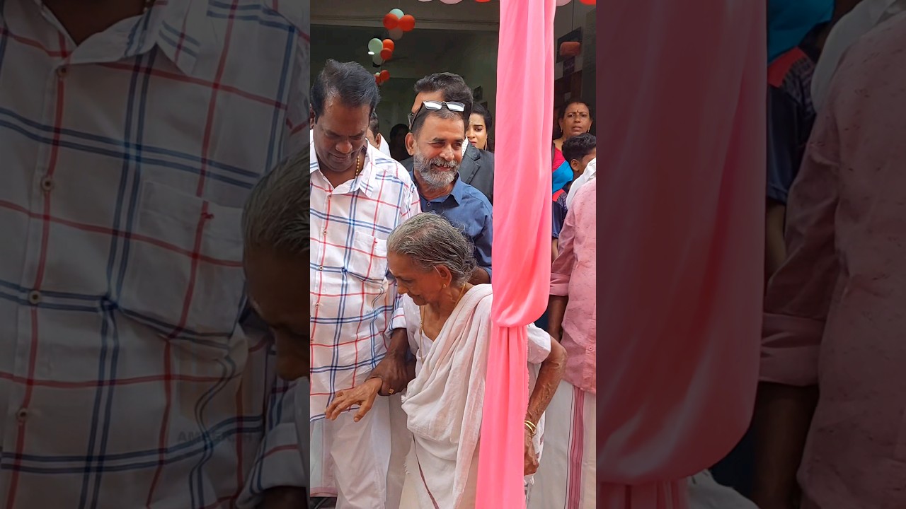 🥰അമ്മയുടെ കയ്യിൽ കയറി പിടിച്ചപ്പോൾ സലിം ചേട്ടൻ salim kumar #salimkumar