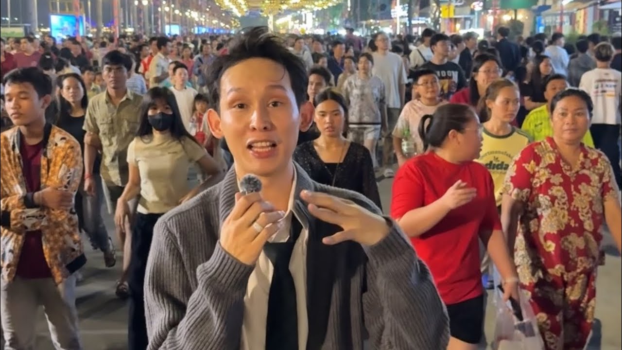 ភ្នំពេញ Walking Street