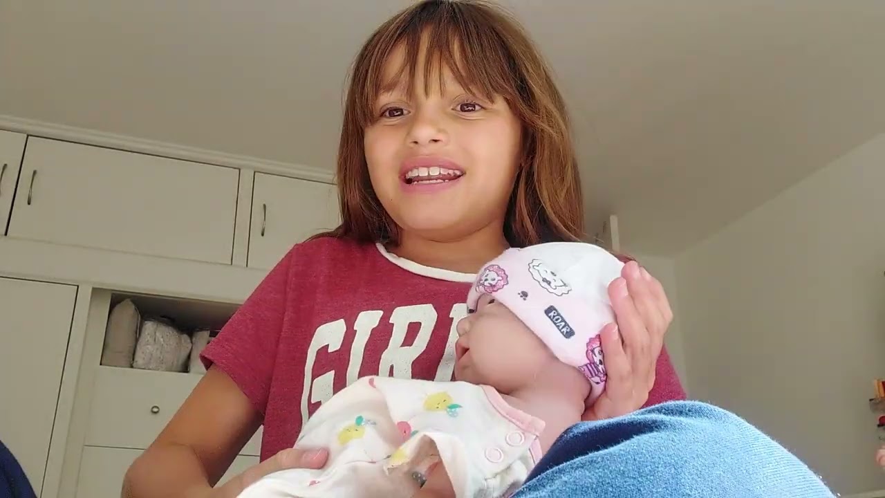 Primer video con la bebe de silicona