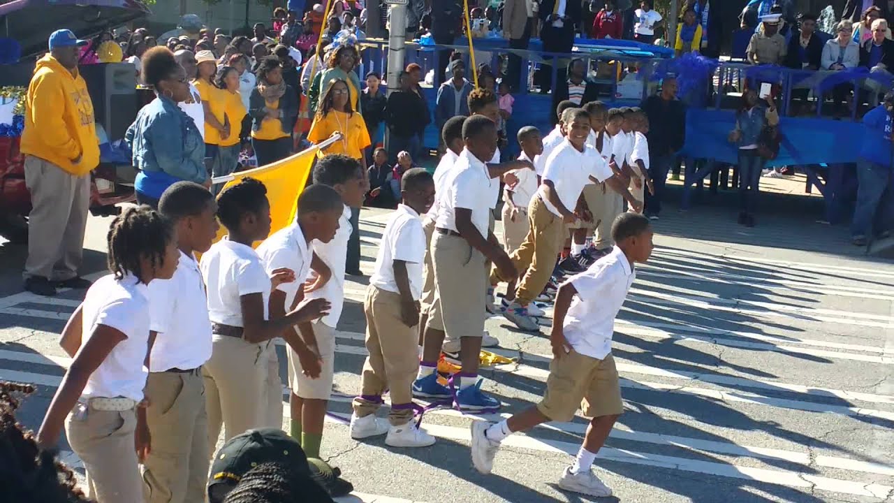 Lamar Reese Magnet School of the Arts Tinikling