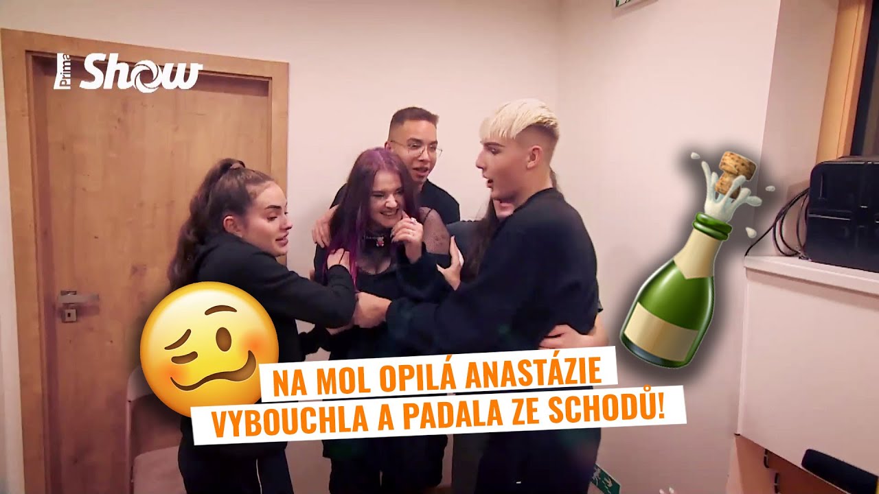 LIKE HOUSE 2: Na mol opilá Anastázie vybouchla a padala ze schodů!