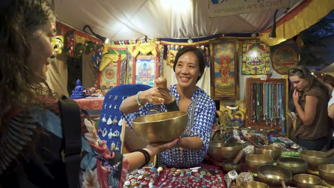 UN PASEO POR EL NIGHT MARKET DE LAS DALIAS