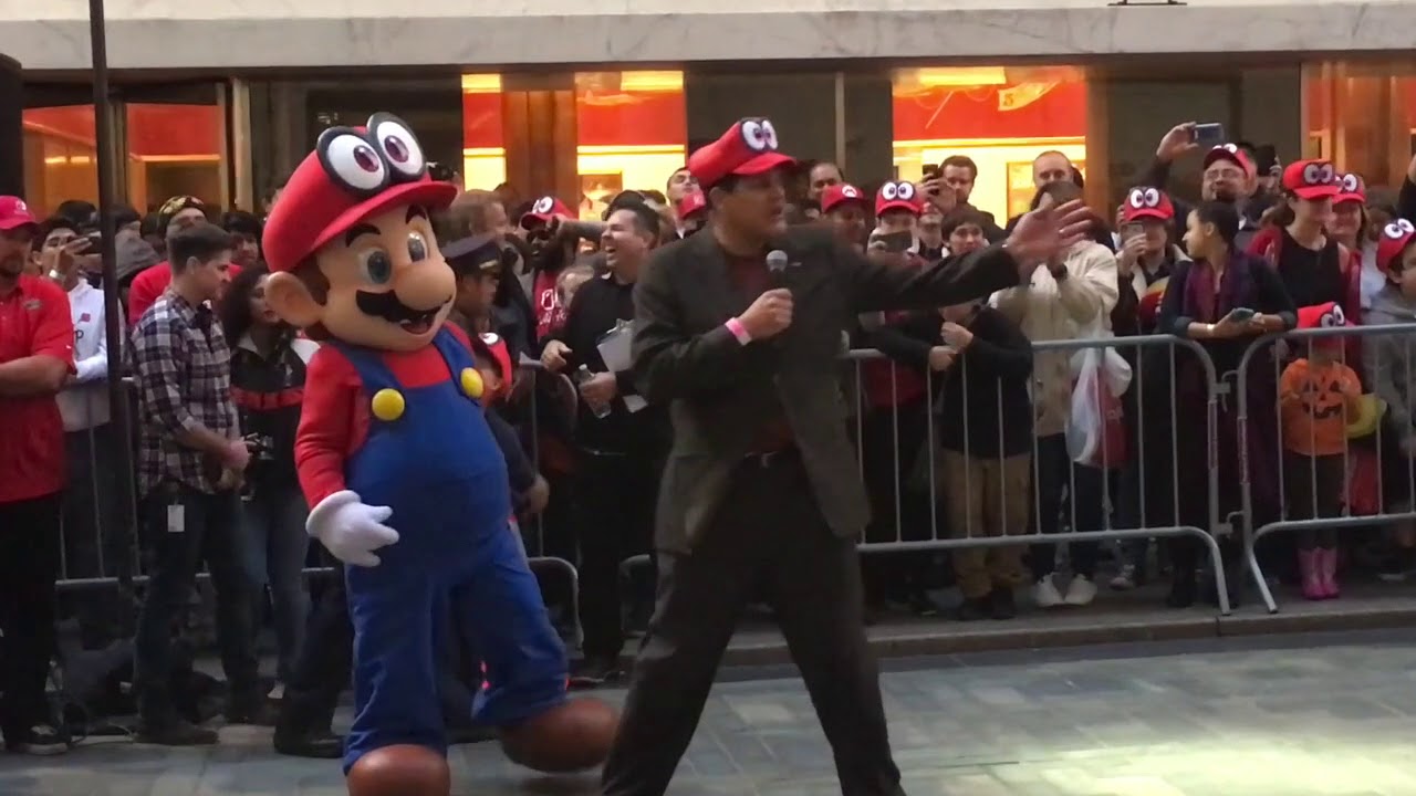 Jump Up Super Star вживую с Реджи на вечеринке по случаю запуска NINTENDO NY MARIO ODYSSEY