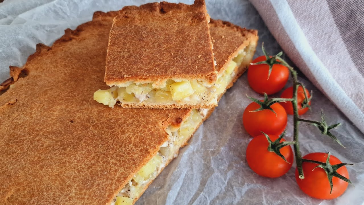 Пирог с картофелем и мясом / любимое блюдо / пикантный пирог