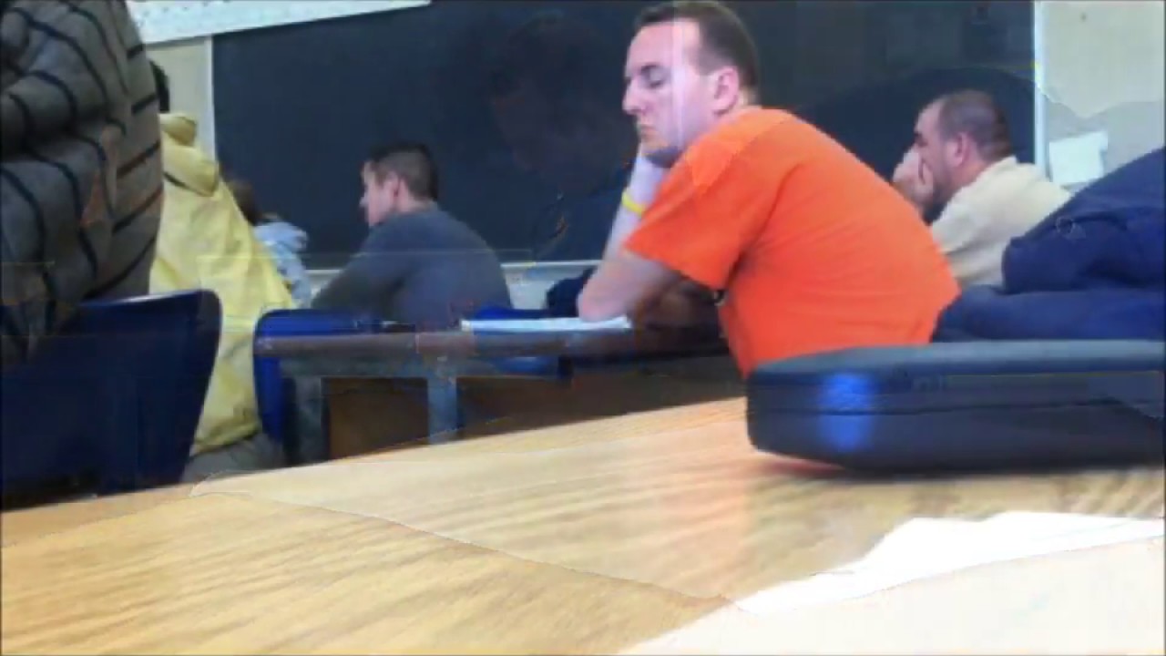 Head bobbing in class