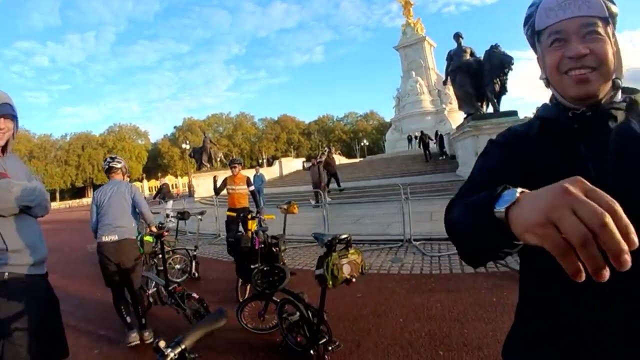 Finally, I joined a London Brompton Club Ride again after a long time. 90km Palace to Castle