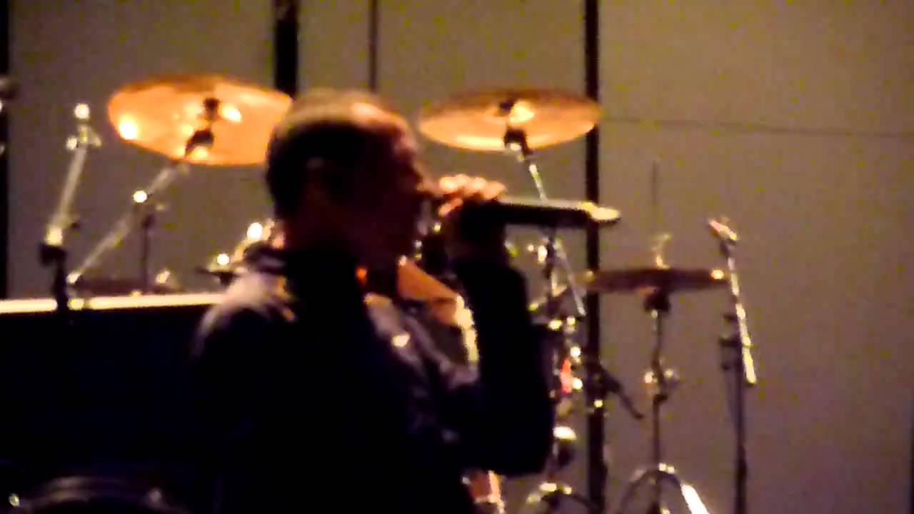 Linkin Park - From the Inside (soundcheck  at O2 arena 11.11.10)