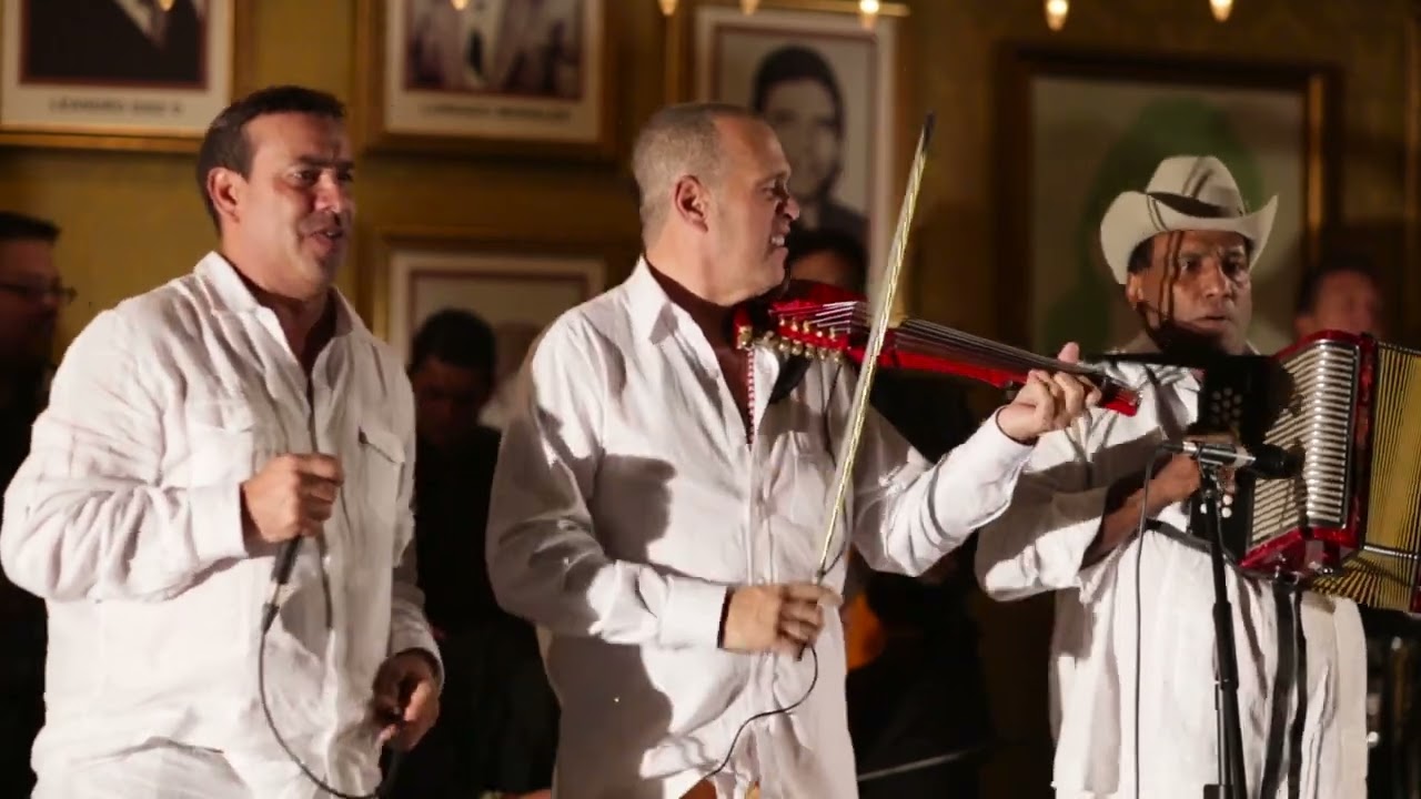 LA CRECIENTE DEL CESAR - TOBA ZULETA Feat ALFREDO DE LA FE Y WILBER MENDOZA ZULETA