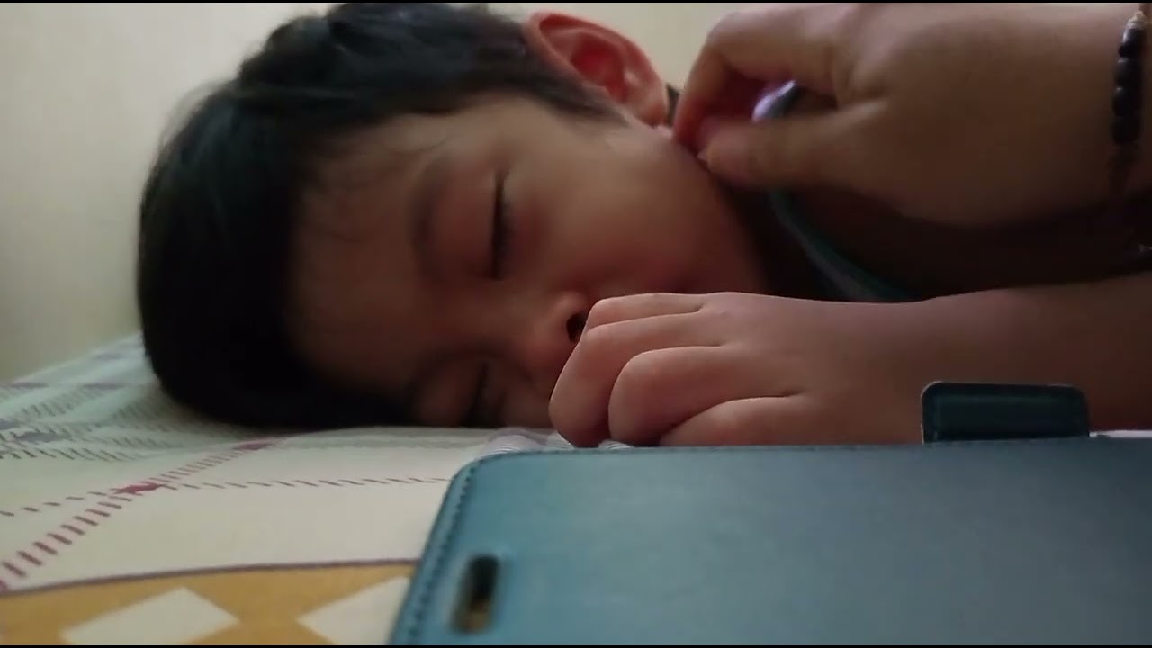 Tiba-Tibaaa Menangis Bangun Tidurr