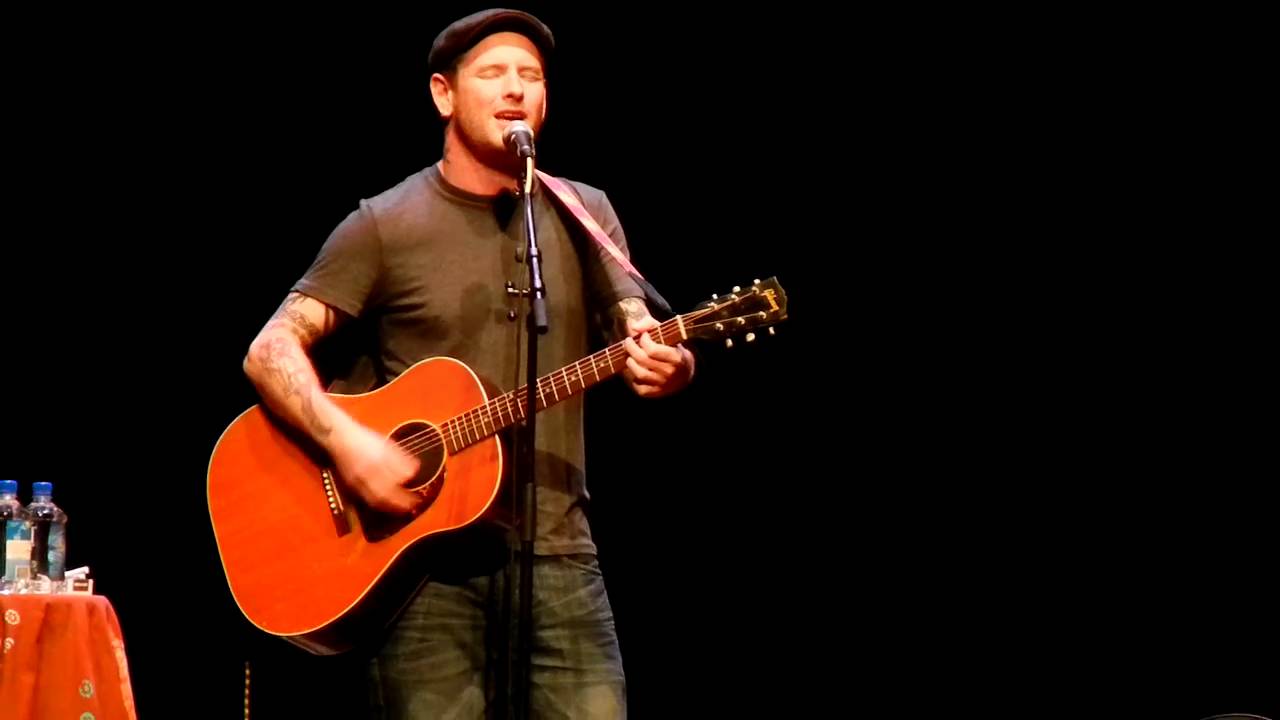 Corey Taylor - Miracles acoustic New Year's Eve Tampa