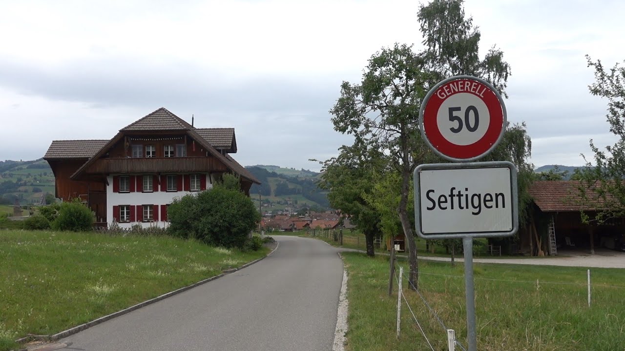 Švajcarsko selo Seftigen/Seftigen, Switzerland