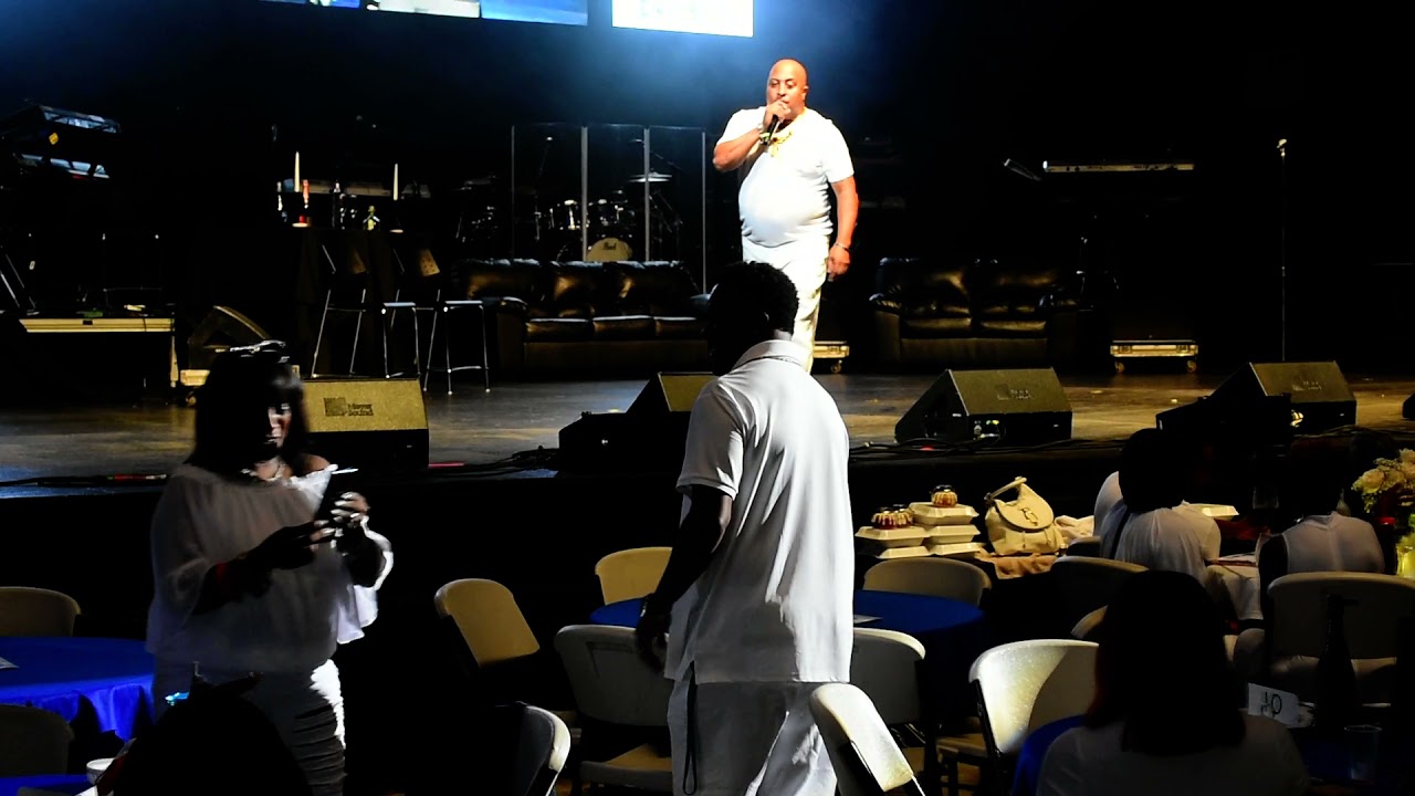 MC Lightfoot The King of Lit takes the stage at Keith Sweat Concert