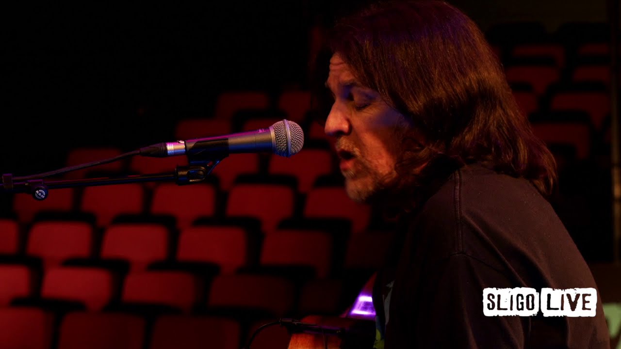 The Máirtín O'Connor Trio perform Rory Gallagher's 'Barley & Grape Rag' - Sligo Live Performance