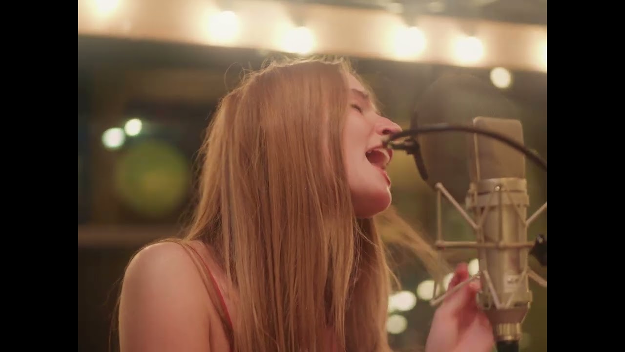 NEONI - Villain (Official Acoustic Video)