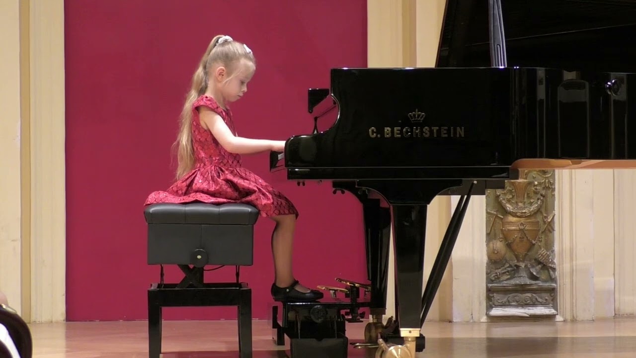 W.A. Mozart Minuet Nr. 1, K. 1, G-dur, Ehrbar Saal, Wiener Klassik International Piano Competition