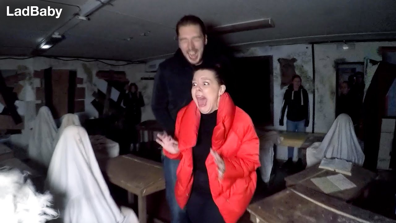 Отвезти маму в деревню с привидениями 👻🏚️