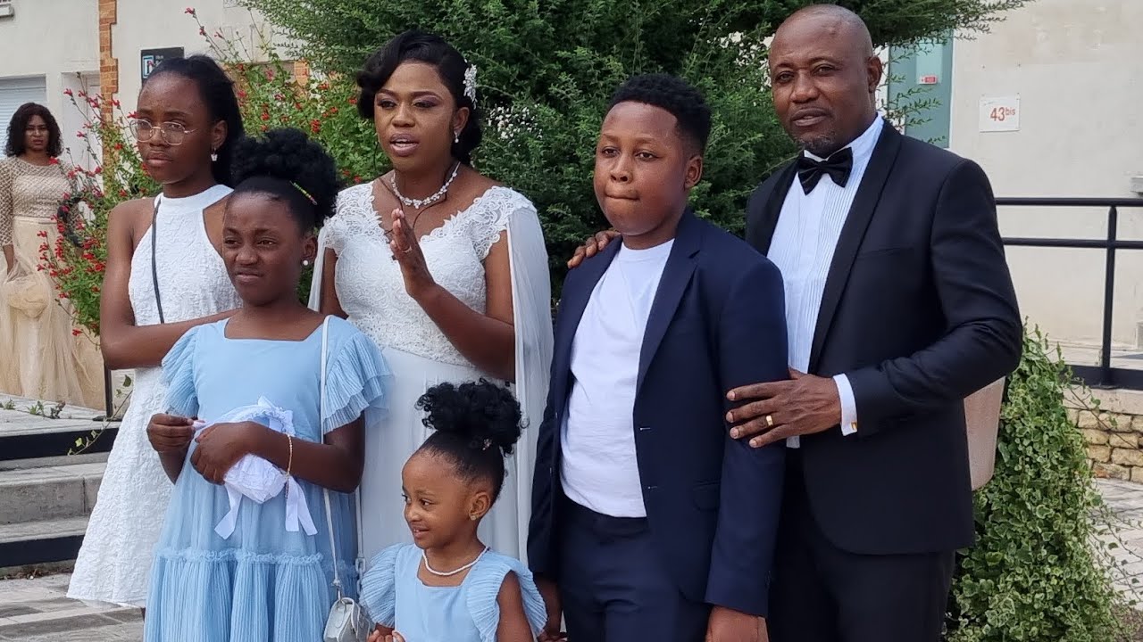 ORLEANS TOMBE MARIAGE DE PANDA PEDRO ET SOUZANA