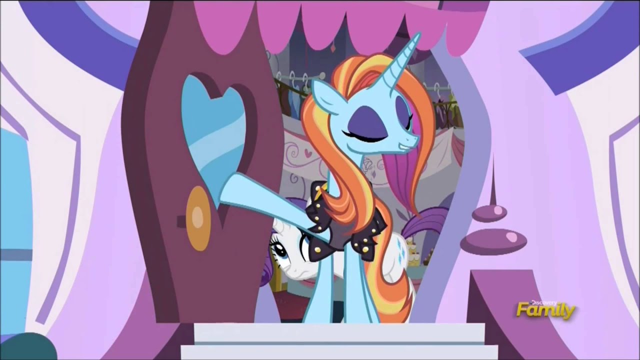 Sassy Saddles stealing away Rarity's spotlight