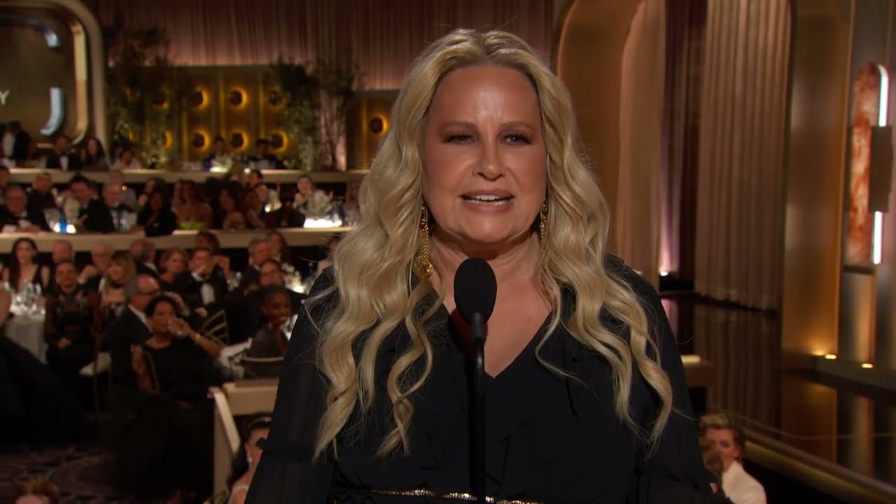 Jennifer Coolidge Presents Best Television Male Actor &ndash; Musical/Comedy Series | 82nd Golden Globes