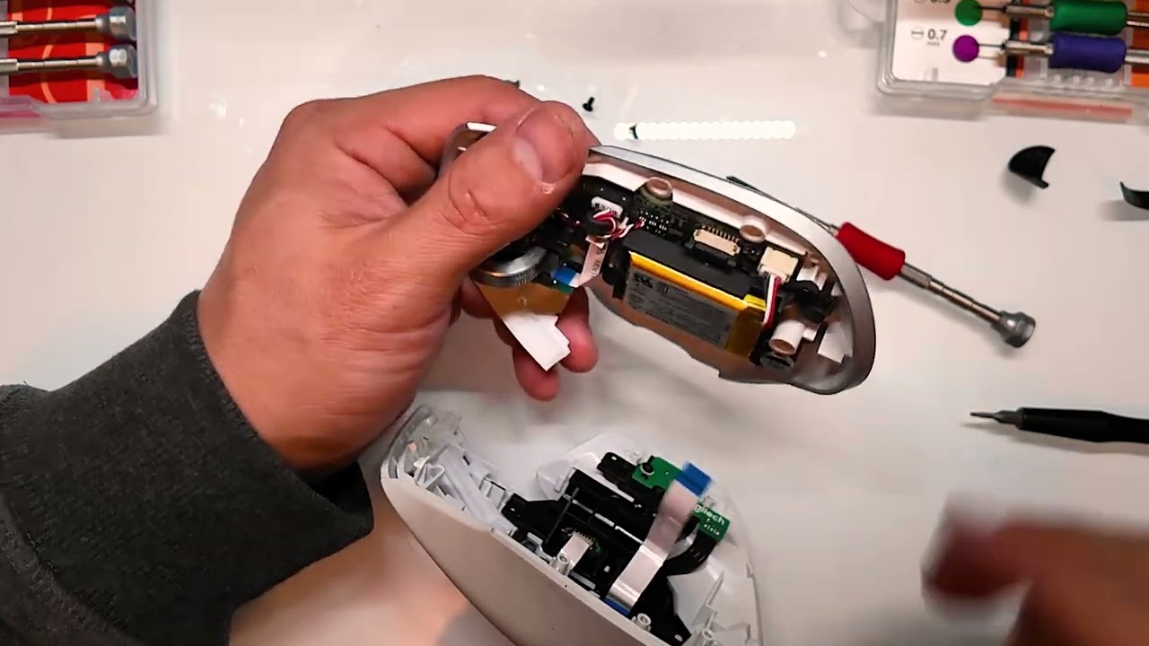 Как починить MX Master 3S — замена кнопки + метод фиксации с помощью клейкой ленты
