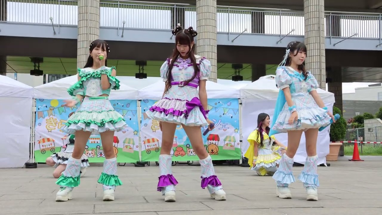 シンセカイヒーロー 「with my smile」「恋味れしぴ」「輪っかっか◎」「きららマルシェin神戸ポートアイランド2025秋」(第１部前半)ポートアイランド市民広場 2025.10.13