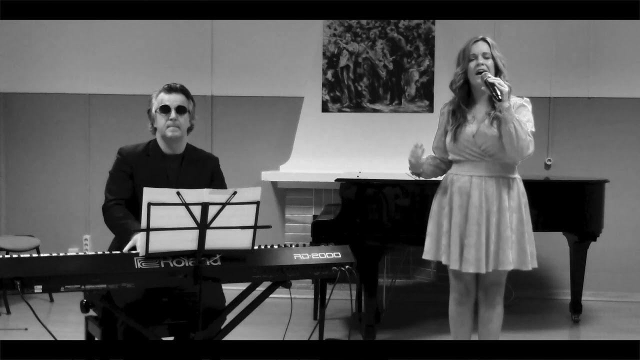 Can you feel the love tonight - Ceremony Music - Female  Pop Voice and Piano