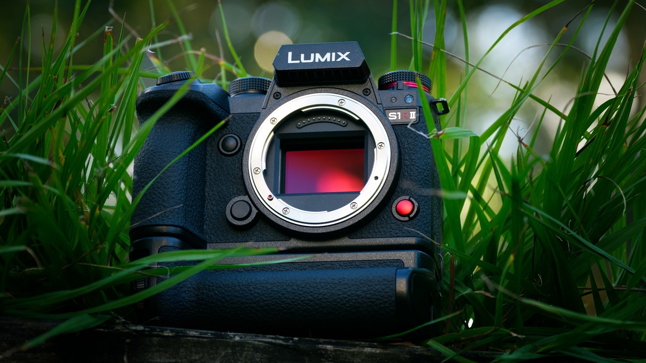 Lumix S1RII: камера, которая может многое