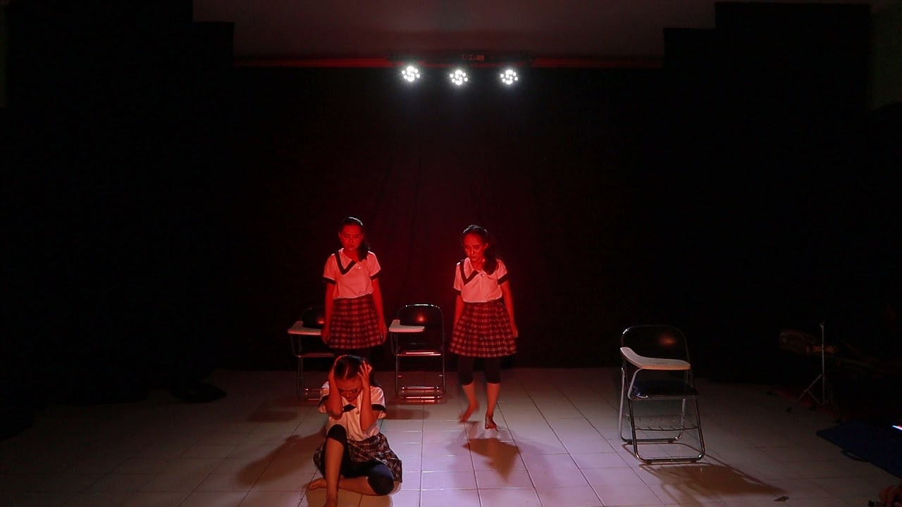 Tari Kontemporer_Bullying