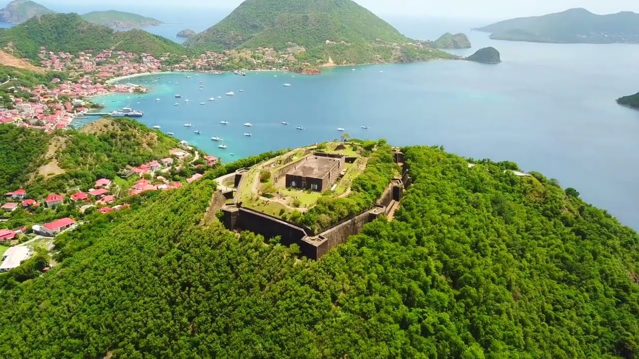 Drone Guadeloupe 4K : Fort Napoléon - Terre de Haut