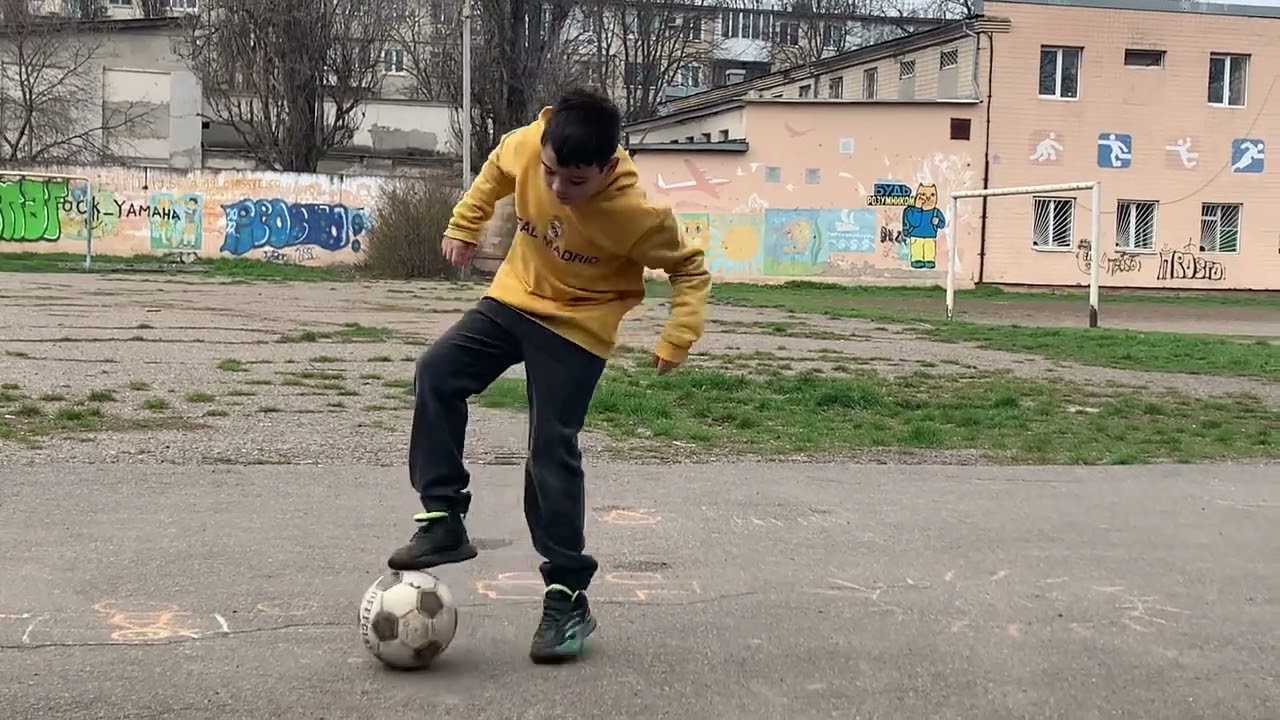 Let&rsquo;s go to play #streetfootball / давай грати в улічний #футбол