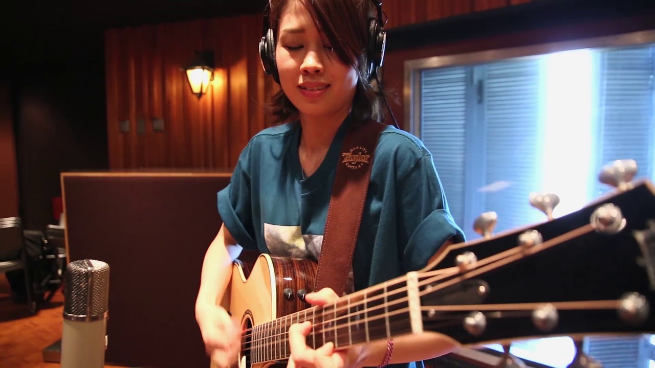 Michelle Aoi - The Izu Sessions (live) | Taylor Guitars Japan