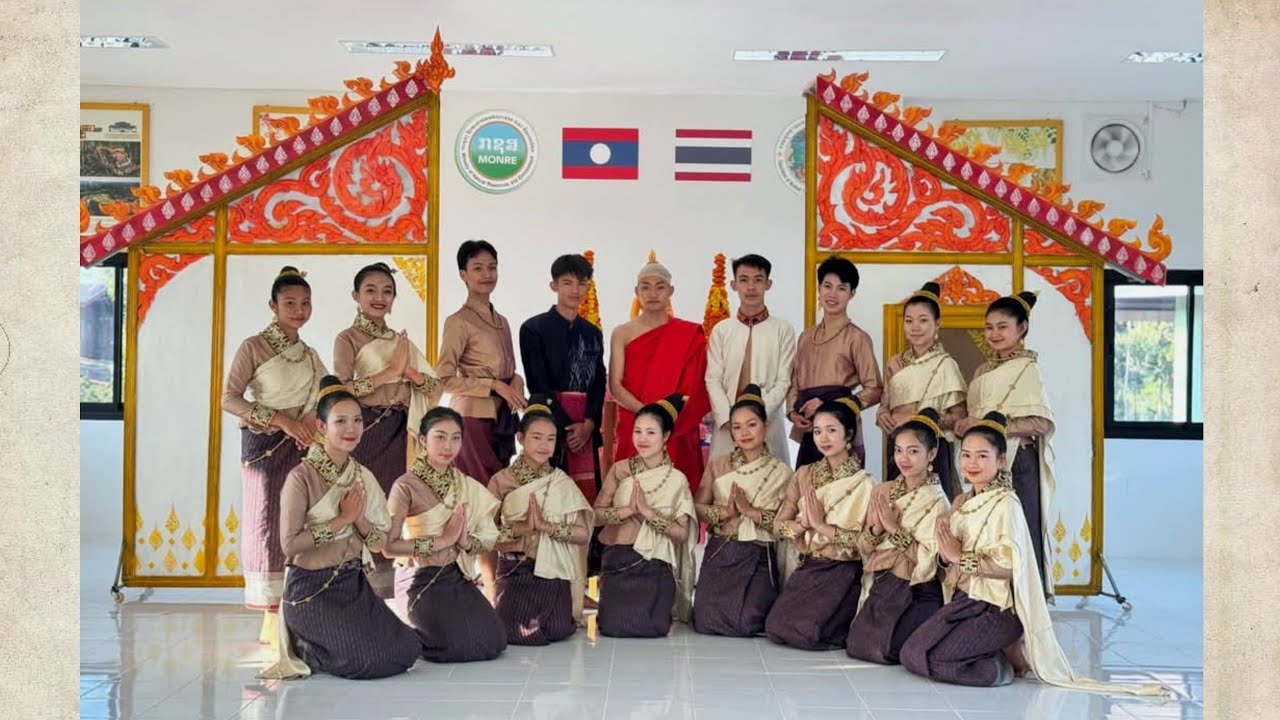 ບົດຟ້ອນ:ບຸນປະເພນີແຫ່ໃບລານ ໂຮງຮຽນ​ ມ.​ສ​ ນາຊອນ​ ແຊ້​ມ​ ເມືອງປາກງື່ມ​ ສົກຮຽນ​ 2024-2025