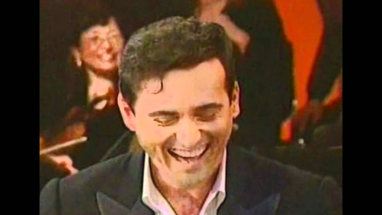 WE LOVE YOU CARLOS.wmv
