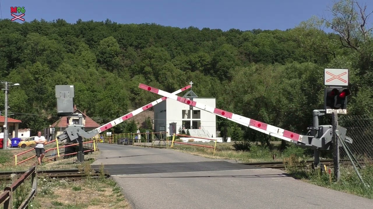 Železničn&eacute; priecestie V&iacute;gľa&scaron; #2 [SP0561] - 19.7.2022 / Železničn&iacute; přejezd / Slovak railroad crossing
