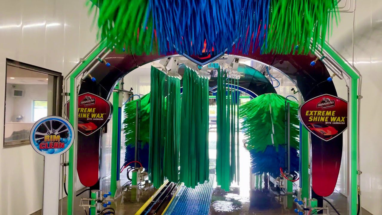 NEW Evie's Car Wash -  Motor City Wash Works Tunnel Equipment [4K]