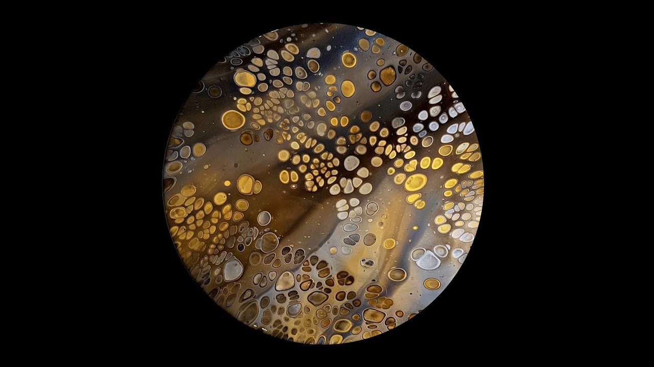 #346 Metallic Flip Cup Pour On Round Canvas