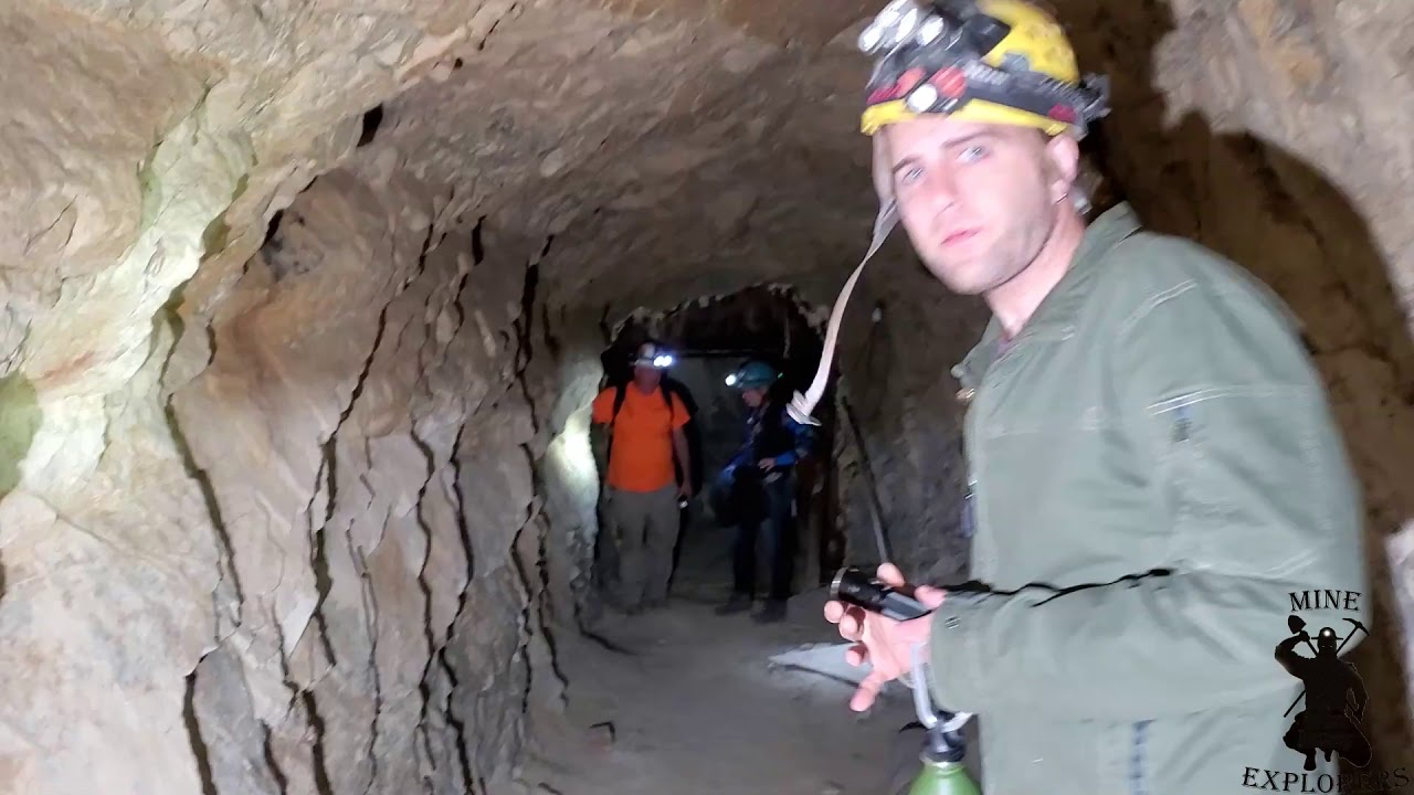 Sofirn SP33 Flashlight Test Review Underground Mine Explore