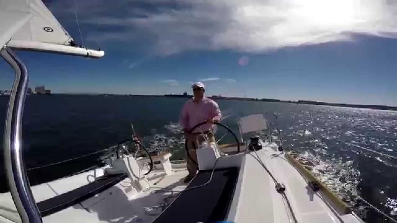 Sailing the Beneteau Oceanis 35 Alone