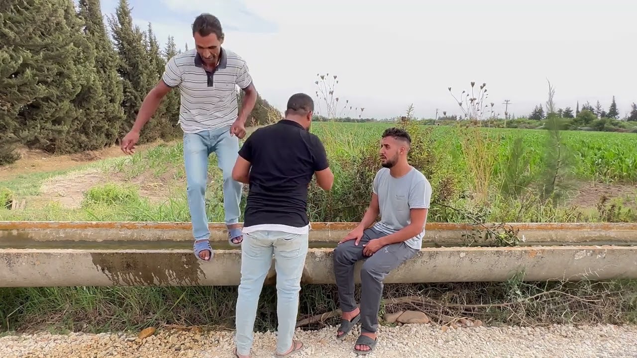 المغرب جا فالقارة المغربية😂لهربة مع هاد خوتنا
