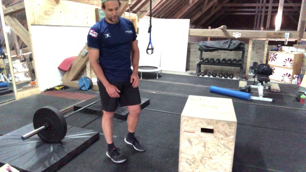 5 min EMOM 5 „Box jumps“