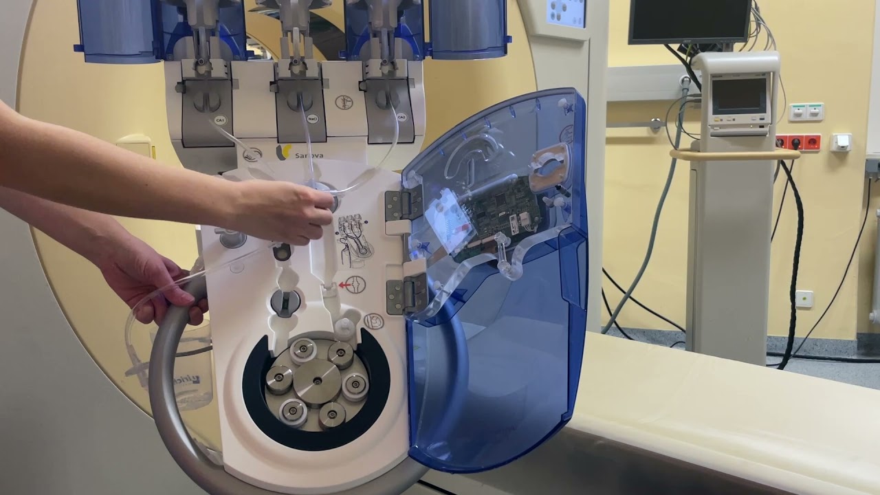 Ab- und Aufbau eines Kontrastmittelinjektors (CT motion™ - Ulrich Medical)