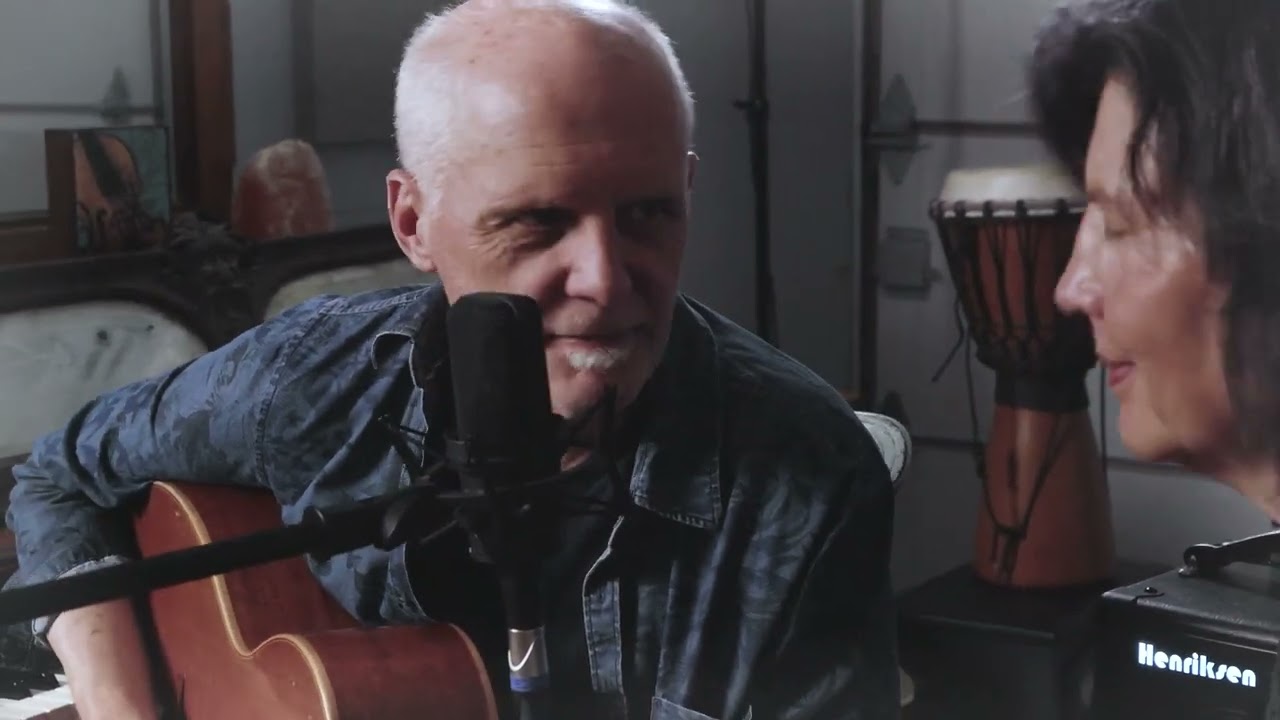 Artists and their Amplifiers - Mark Oblinger