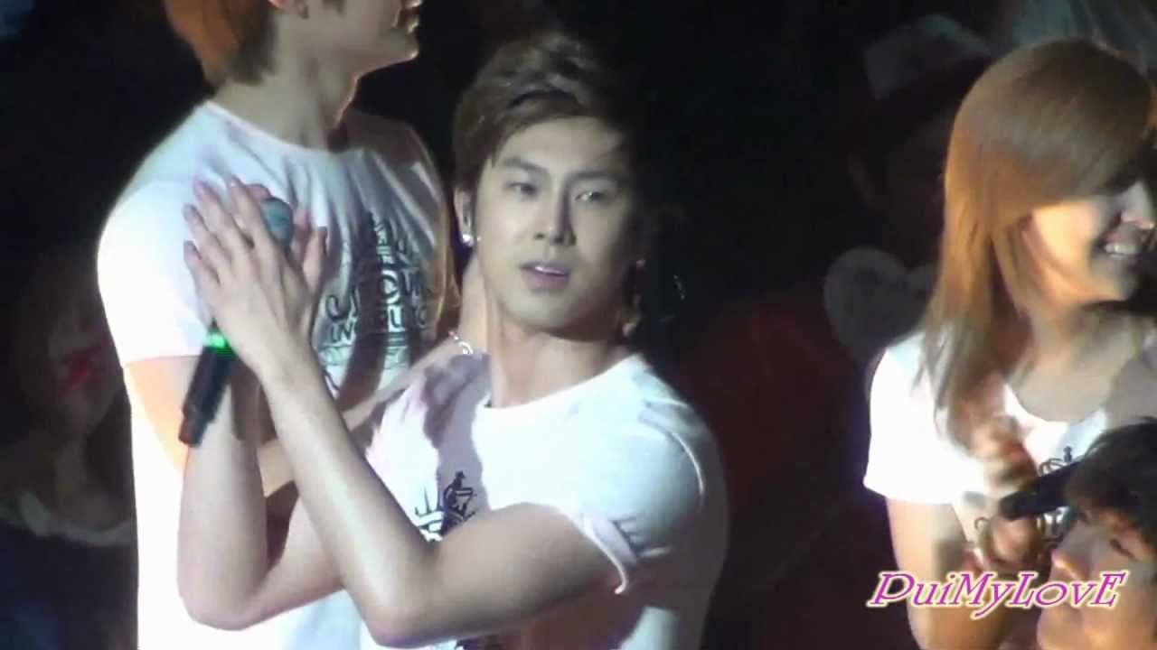 [HD] 120520 SMTown LA Ending Yunho Focus