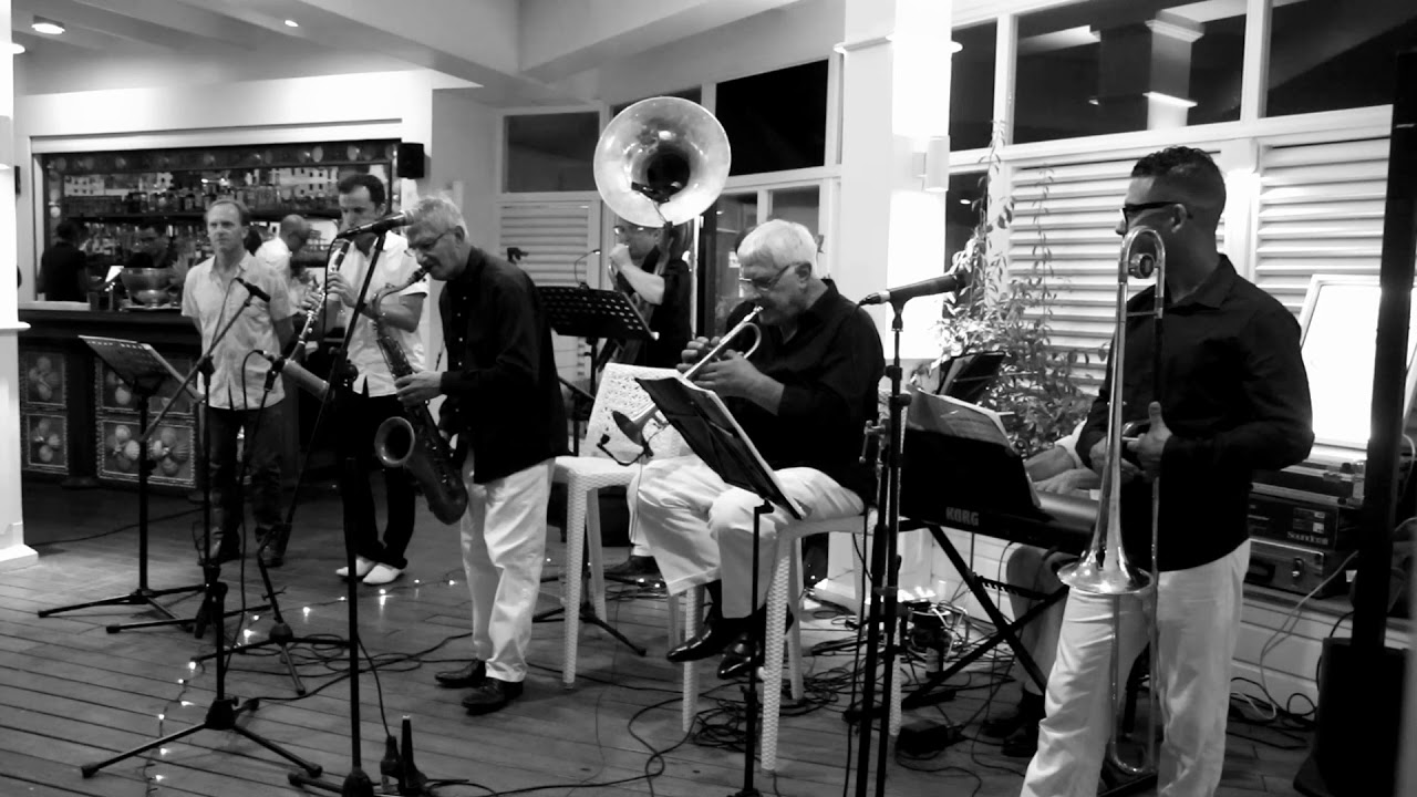 royal garden blues by the Hot Cotton Show Set