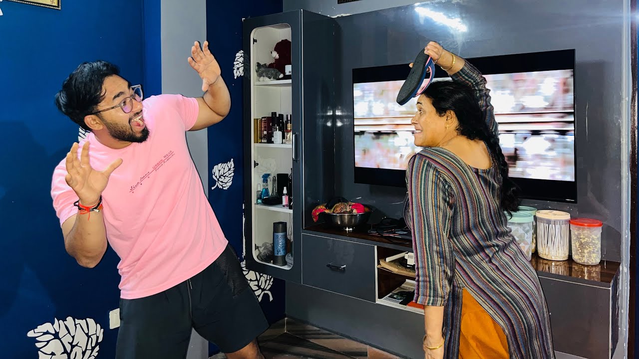 Viral hone pe chappal kon marta hai 🩴😂 | Vlog #55