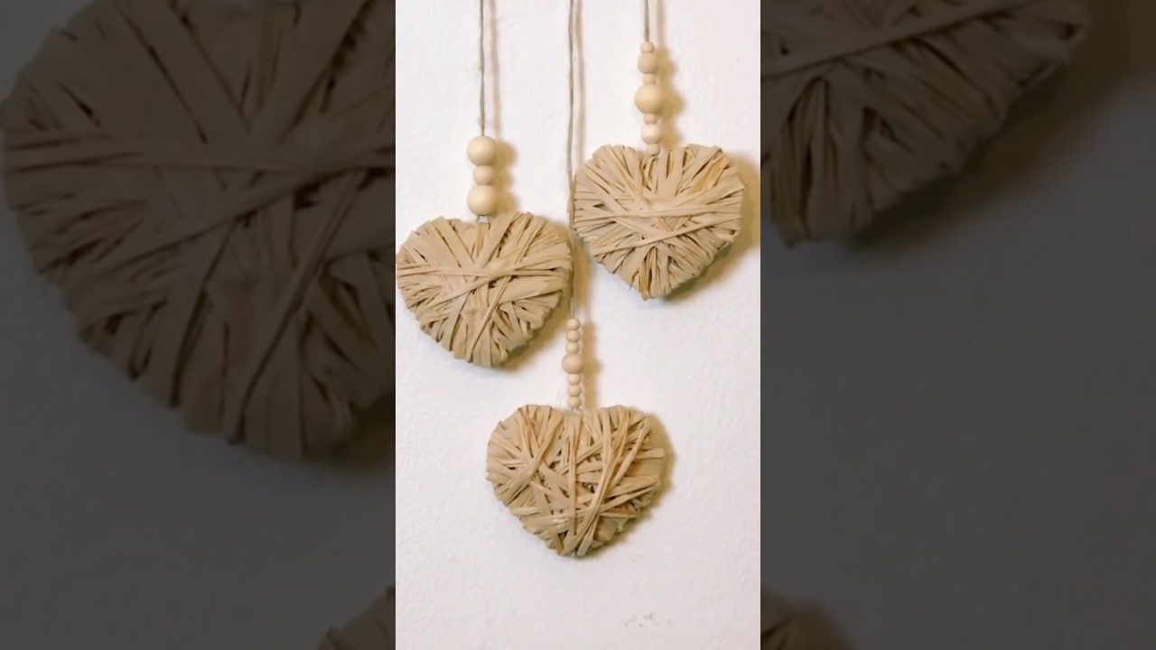 Corazones de rafia natural #craftideas #diy #valentinesday